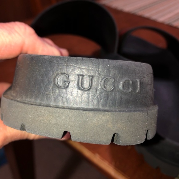Gucci Men’s Web Rubber Slides - Picture 5 of 6